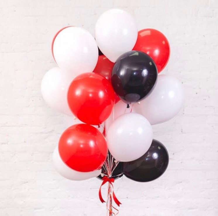 Облако воздушных шаров, красно-бело-черный сет - в магазине «ШарикClub»